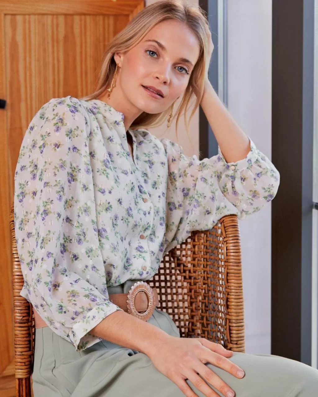 blusa_flores_samantha_5.webp Polin et moi Blusa Flores Samantha> BLUSAS Y CAMISAS