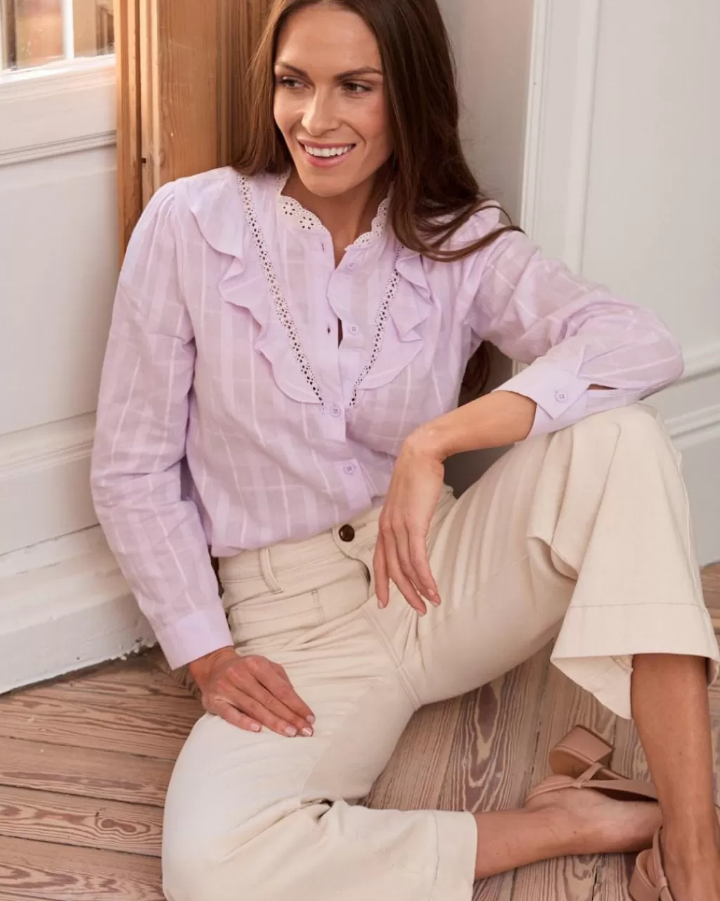 camisa_volante_lilia_5.webp Polin et moi Camisa Volante Lilia> BLUSAS Y CAMISAS