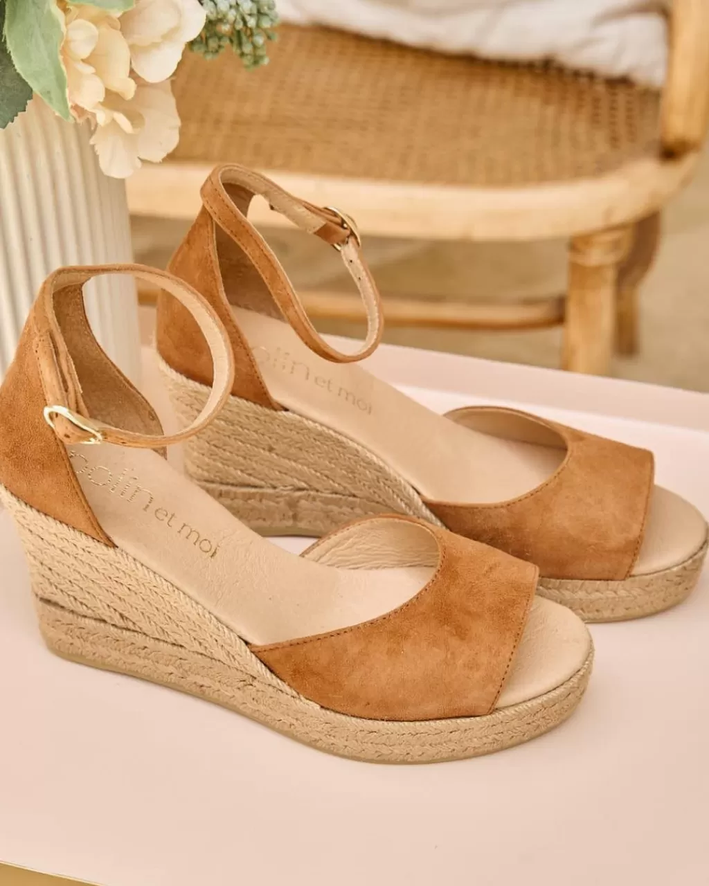 sandalia_cua_liliya_3.webp Polin et moi Sandalia Cuña Liliya> SANDALIAS
