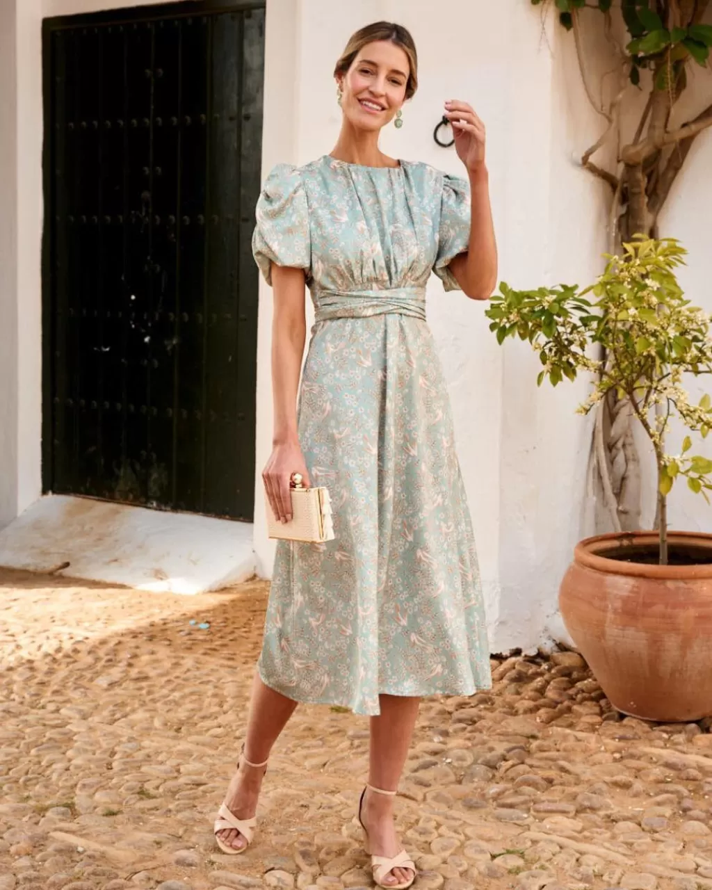 vestido_flores_sabba_4.webp Polin et moi Vestido Flores Sabba> VESTIDOS INVITADA