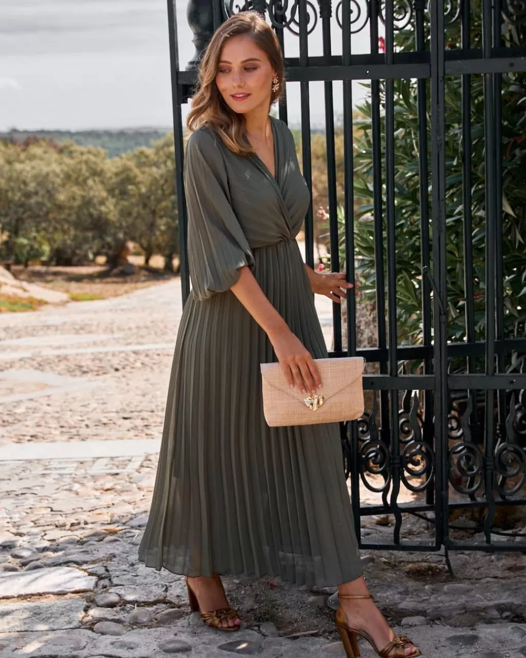 vestido_midi_nashira_6.webp Polin et moi Vestido Midi Nashira> VESTIDOS INVITADA